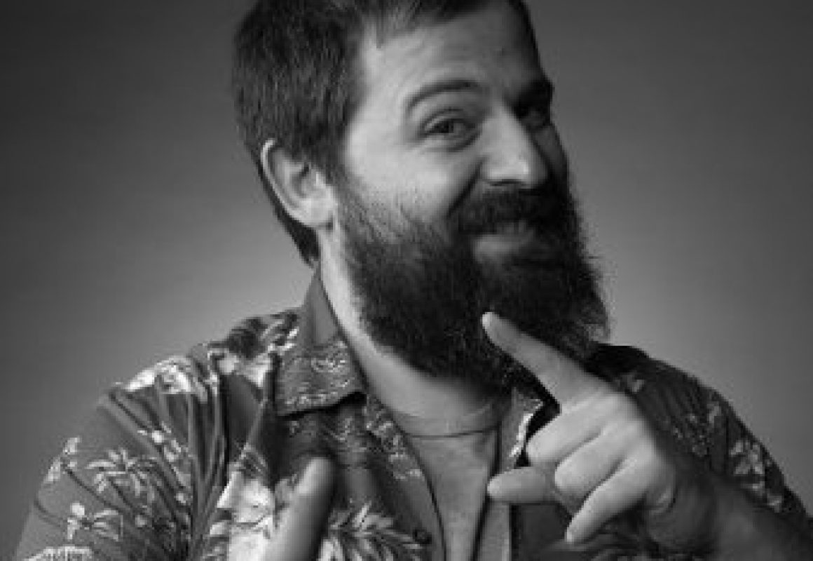 “Intenta reírte en el trabajo todos los días.” Rafa Fortis, Dir. Creativo en Kitchen y Director de The Atomic Garden