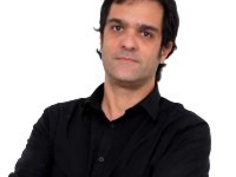 “Soy de la generación que nació con paciencia y sin enchufe” Marcelo Con, DGC de BBDO Chile