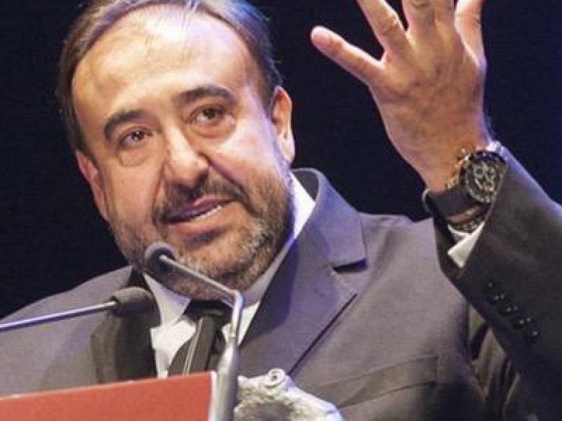 “Si fuera menos sincero todo me iría mejor, pero no sería tan feliz” Yusan Acha, Director de programas de TV y radio