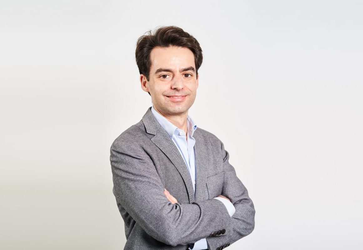 «Posiblemente el humor sea tan importante en un equipo como las capacidades técnicas» Alberto Muelas, Director de Sostenibilidad en Kreab